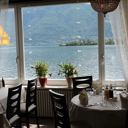 Ristorante San Martino ゲストハウス ロンコ・ソプラ・アスコナ