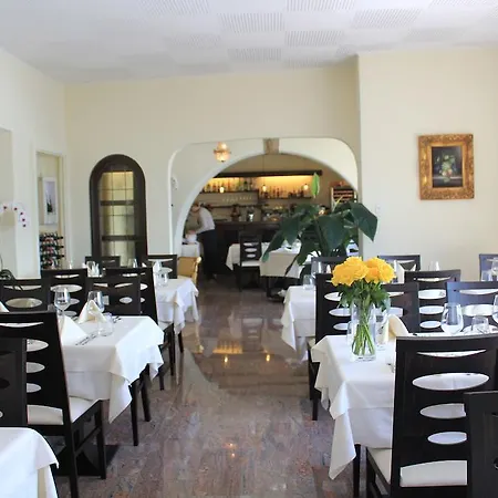 Ristorante San Martino ゲストハウス *