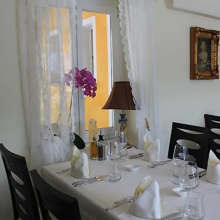 ゲストハウス Ristorante San Martino